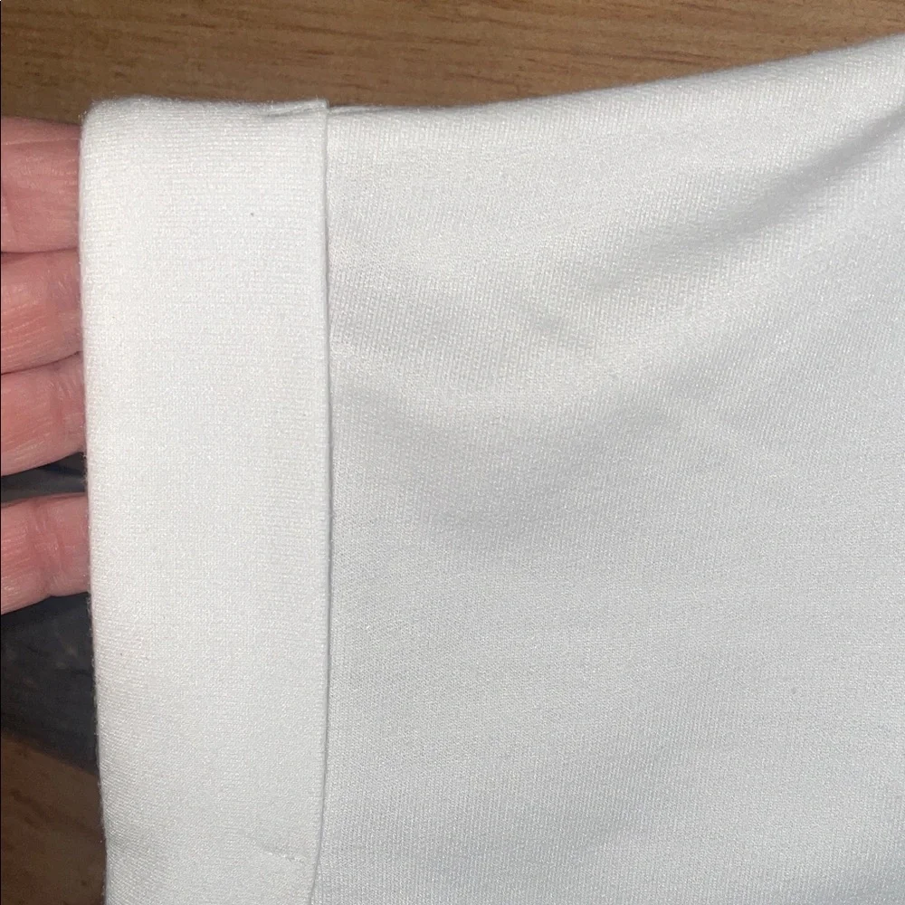 BiBi White Tee with Blue Star Design - Picture 5 of 7